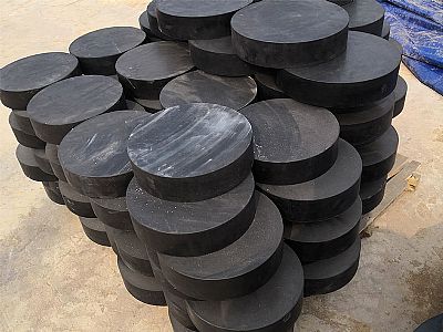 罗定市板式橡胶支座由若干层橡胶片与薄钢板经加压硫化